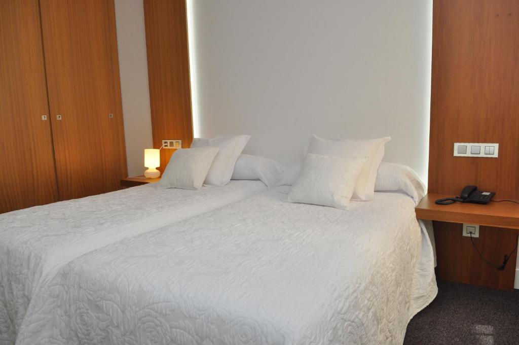 Toral Hotel León Zimmer foto