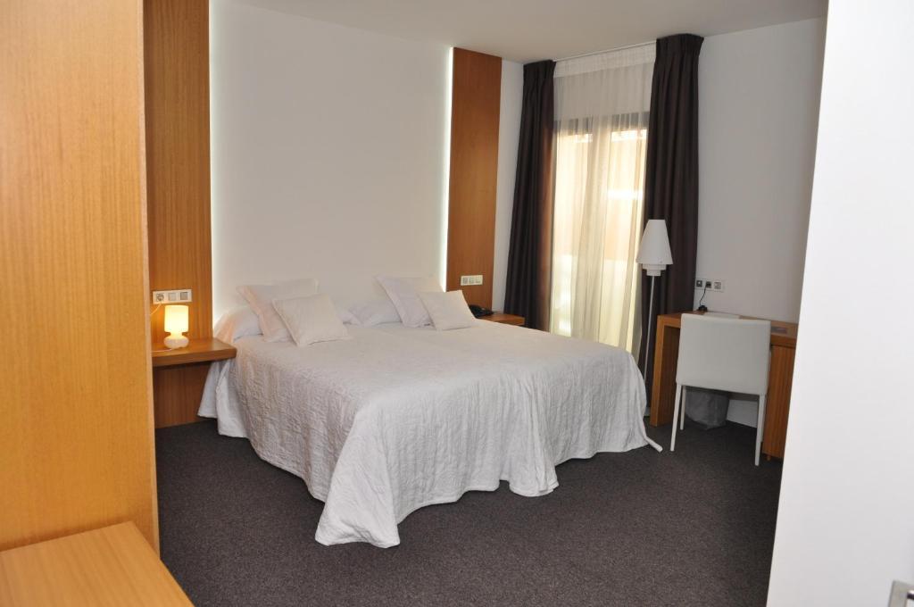 Toral Hotel León Zimmer foto